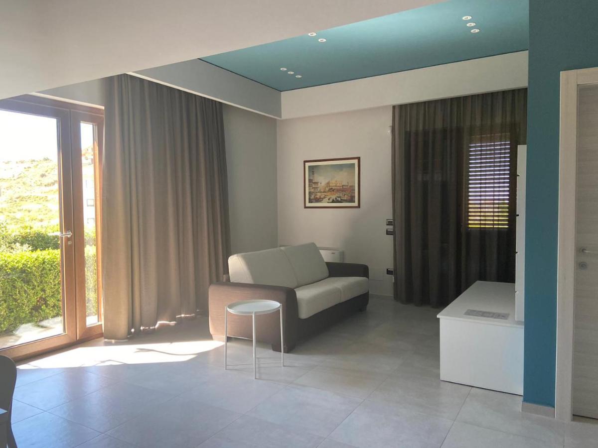 Villa Torre Degli Ulivi Кориляно Калабро Екстериор снимка